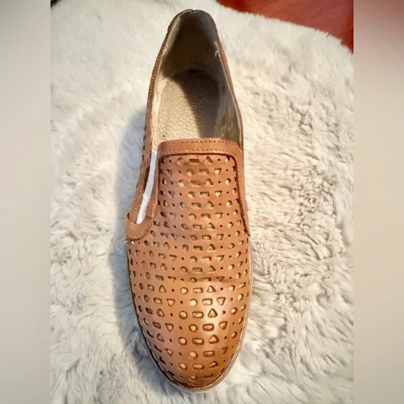 Well Feet Light Italian Platform Shoes - Picture 11 of 13